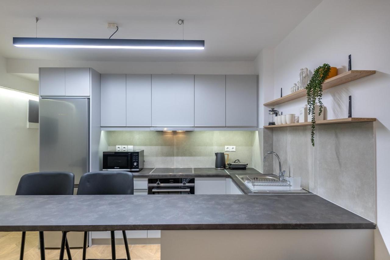 Phaedrus Living Luxury Downtown Flat Acropolis Apartment Athens Exterior photo